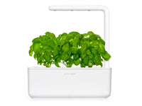 The Smart Garden 3 / Grow herbs all year round with a smart indoor garden. Grow fresh basil, fresh cilantro and many more with the Click & Grow plant growing kit called the smart indoor garden. The best gift for plant lover!